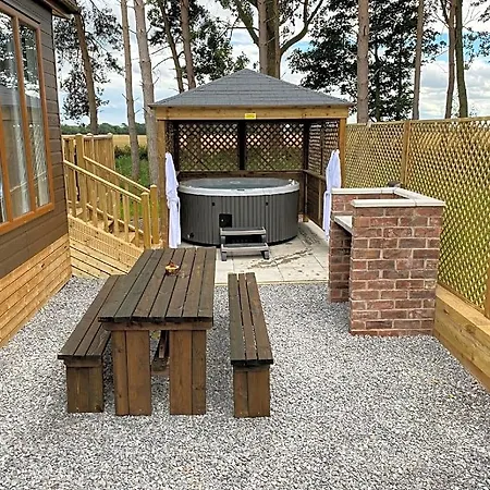 Hotel Hollicarrs - Woodland 3*